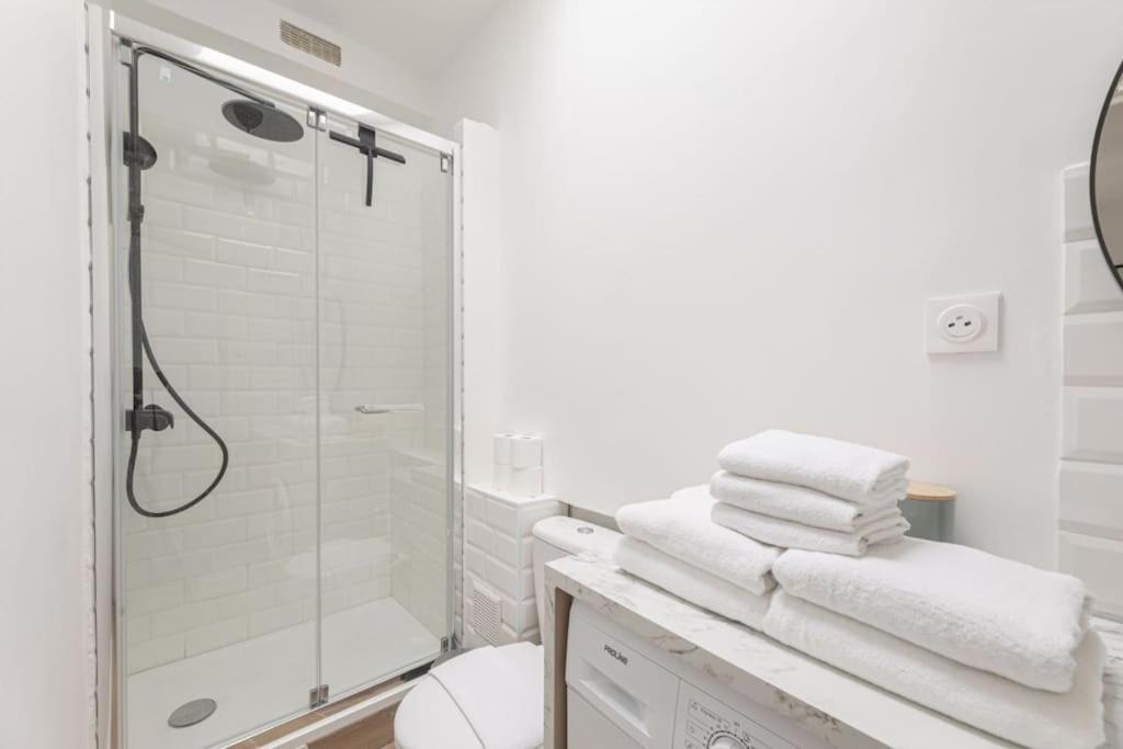 Apartment 1 Bedroom # Paris 14 # Alesia Buitenkant foto